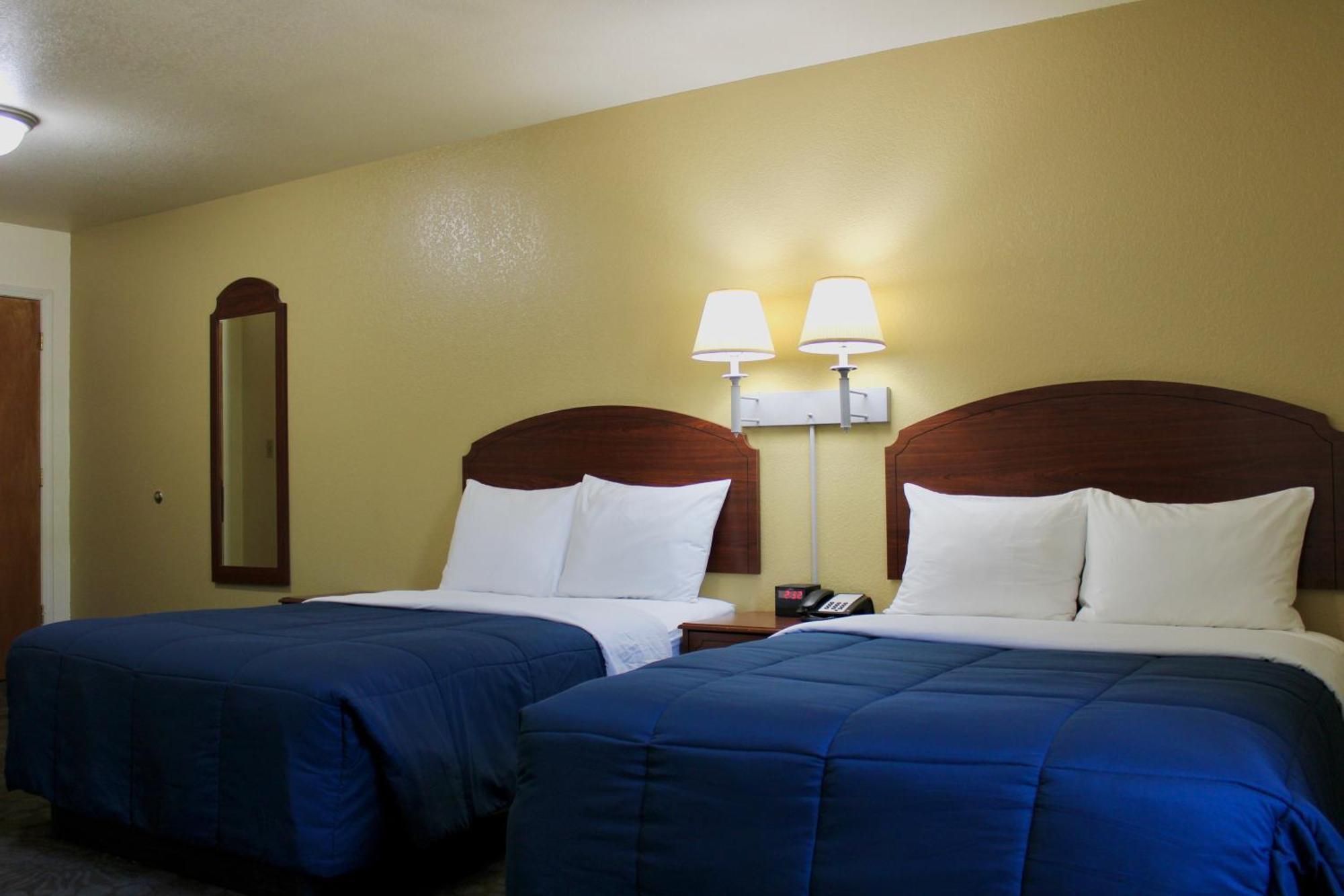 Candlelight Inn & Suites Hwy 69 Near ماكاليستر المظهر الخارجي الصورة